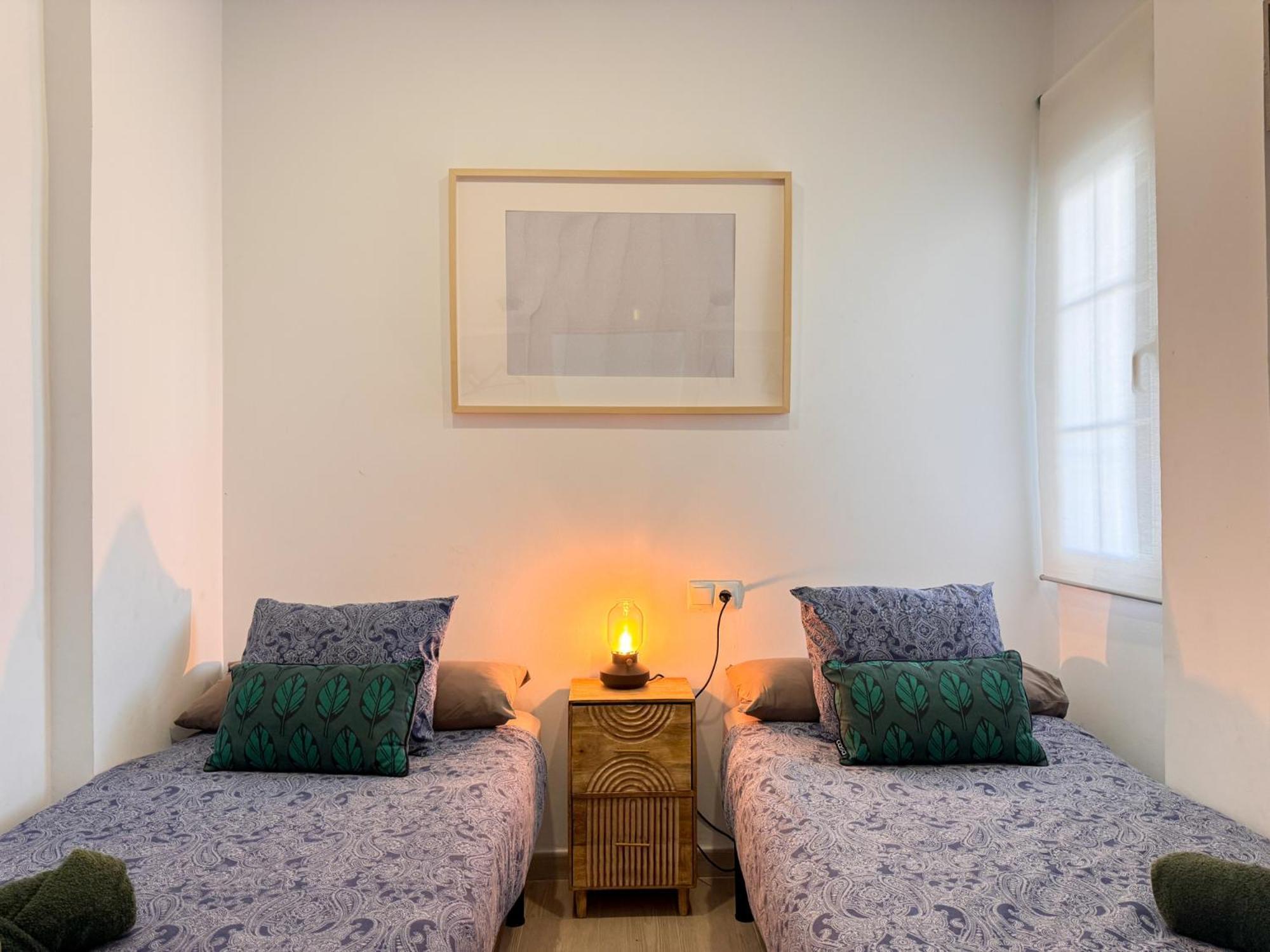 Tarifa Cozy House - Beach Front, Pool, Parking Экстерьер фото