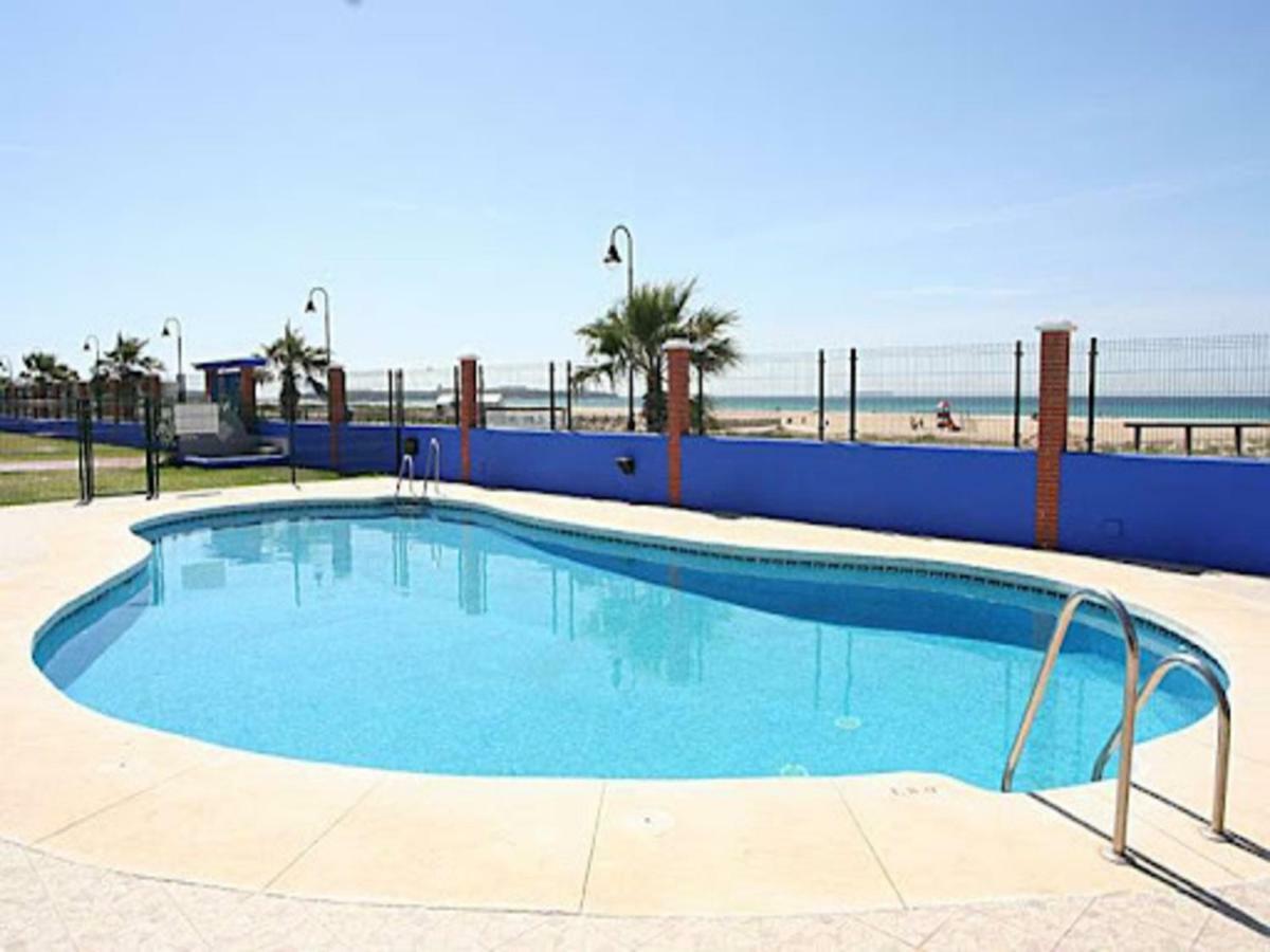 Tarifa Cozy House - Beach Front, Pool, Parking Экстерьер фото
